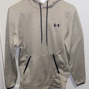 Under Armour Women’s sweatshirt Size Small